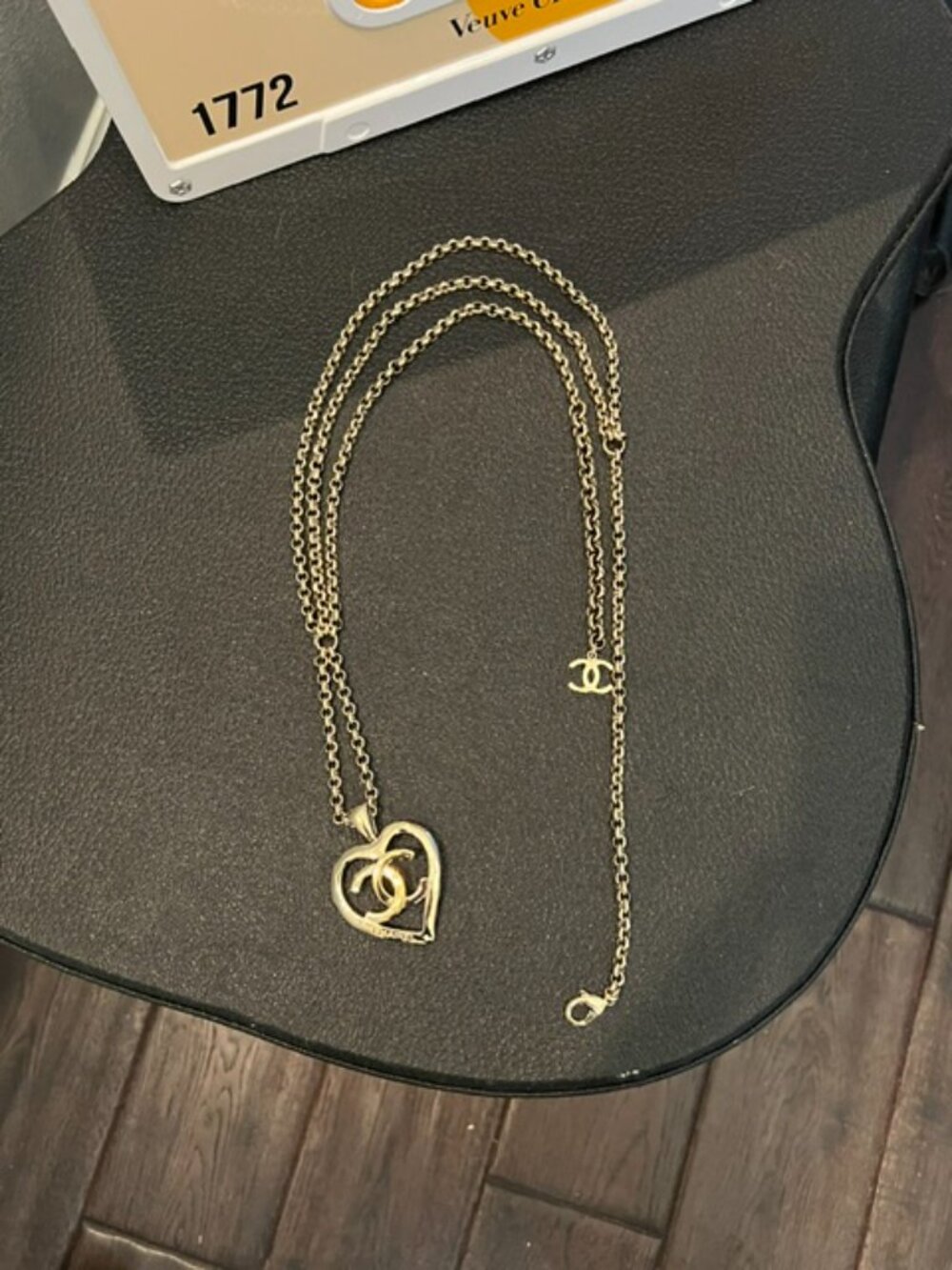 Chanel CC Heart Pendant Chain Belt/Long Necklace - Picture 4 of 11